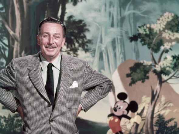 Walt Disney: A Story of Imagination, Persistence, and Creativity